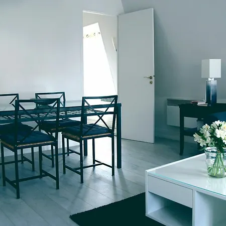 Rue De Ponthieu Furnished * Paříž